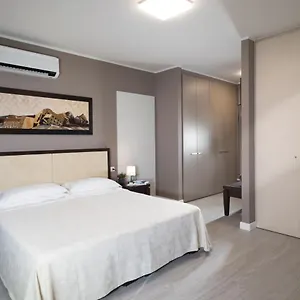 4* Aparthotel Quadra Key Easy In